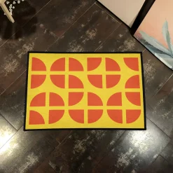 Red Half-Circles on Yellow Grid Pattern Rug Red Half Circles on Yellow Grid Pattern rug 3